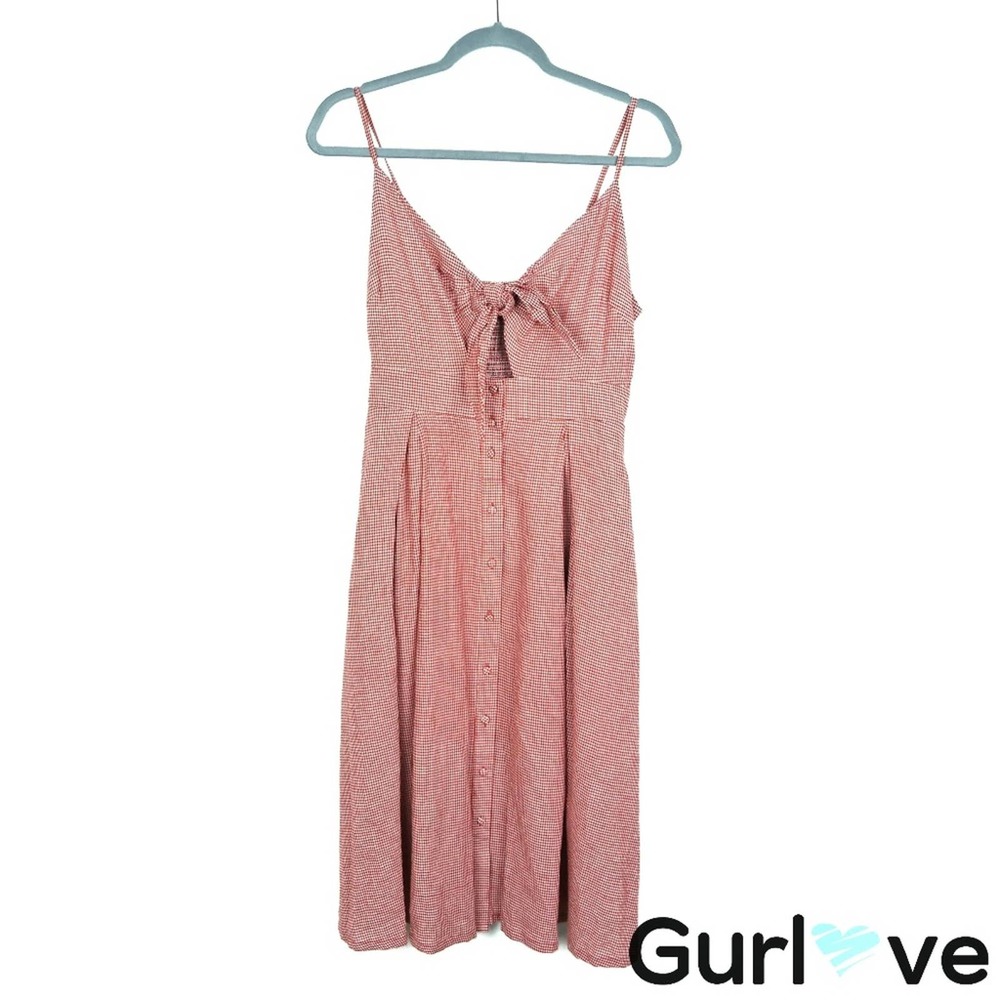 Momni S Red Checkered Straps Button Midi Dress